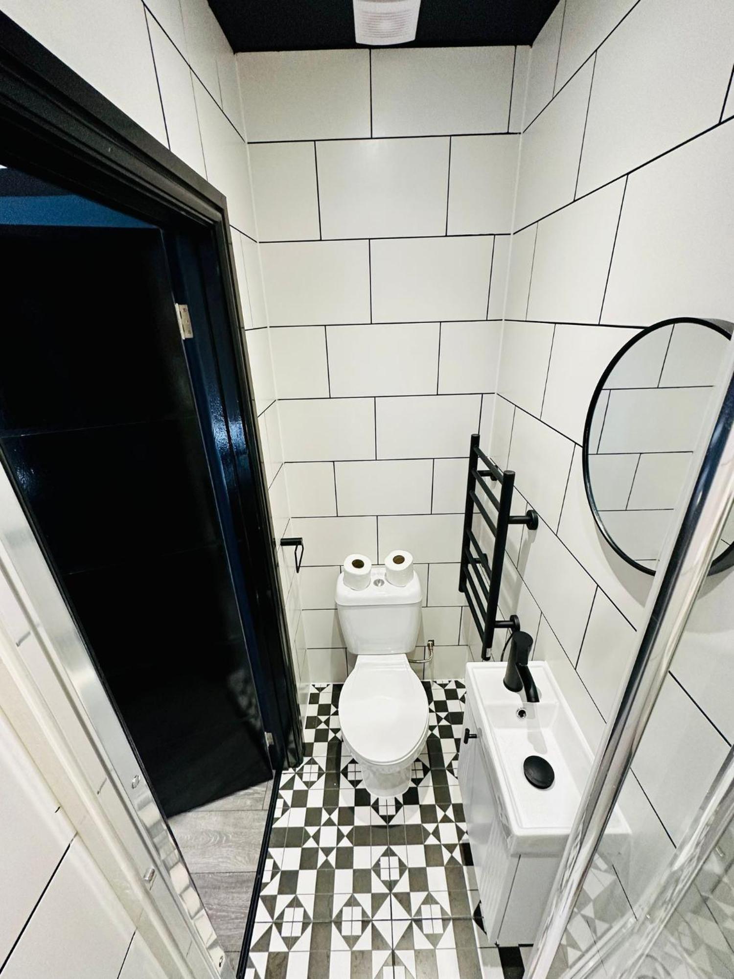 London 39 Blue House Luxury Ensuite Ideal For Tourists Ngoại thất bức ảnh